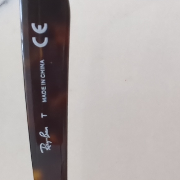 Ray-Ban glasses - Picture 3 of 4